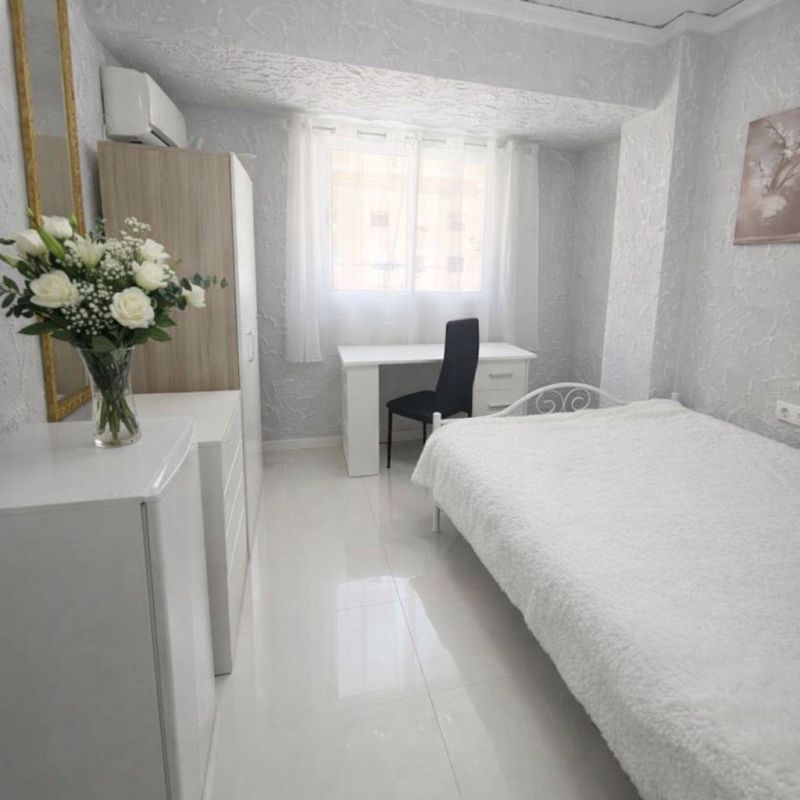 Exclusivo piso de 5 habitaciones en Campanar, Valencia – ¡Listo para invertir o vivir!